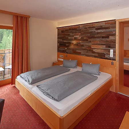 Berghotel Madlener Damuels Exteriér fotografie